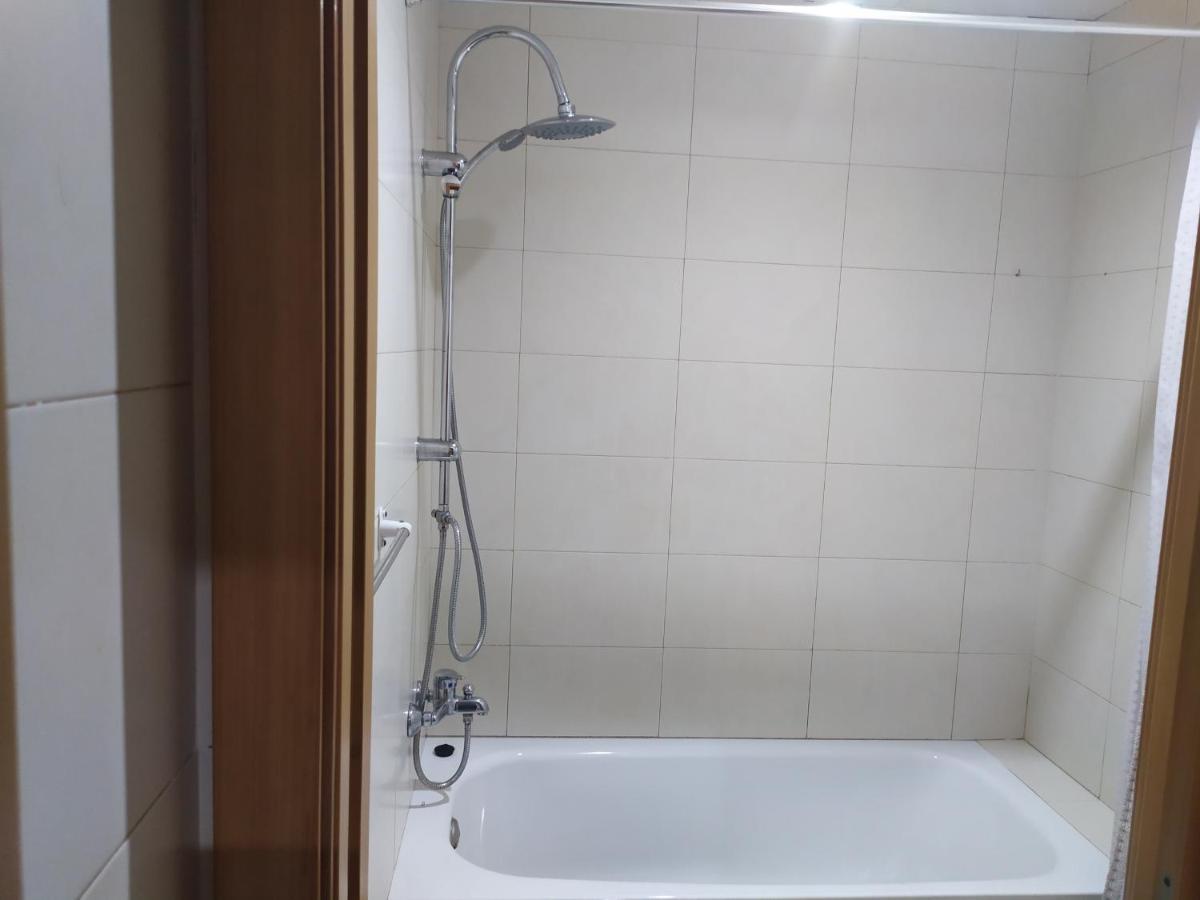Habitacion En Un Apartamento Deltebre Exterior foto
